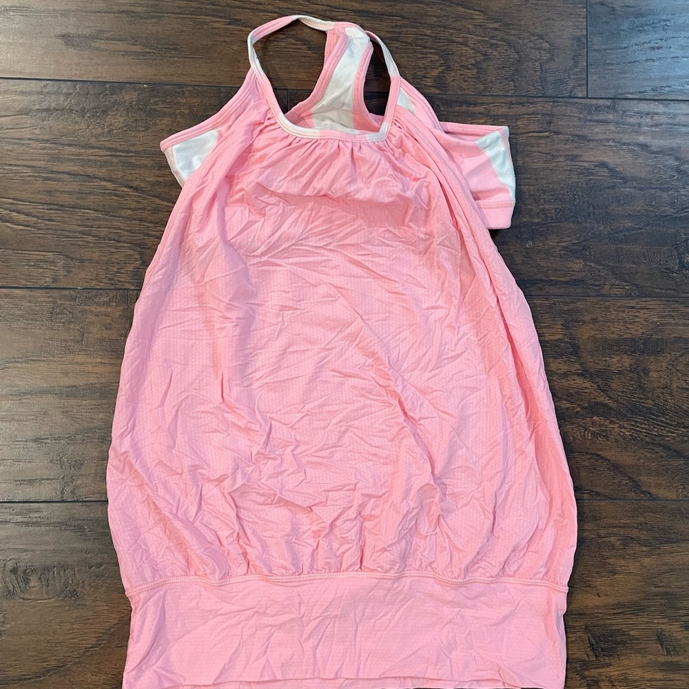 Lululemon tank